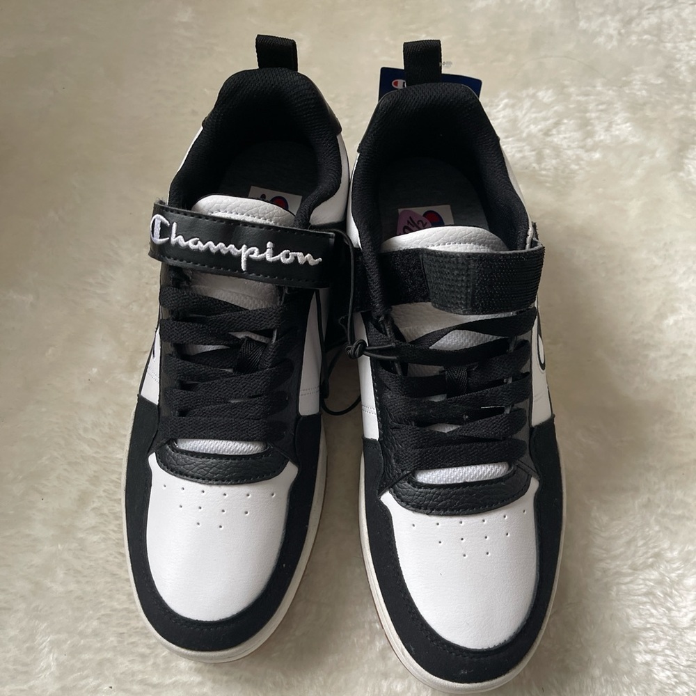Champion Sneakers